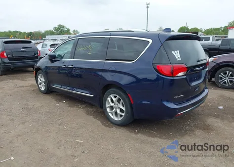 2018 Chrysler Pacifica Touring L Plus z USA, uszkodzony, nr VIN 2C4RC1EG1JR212407